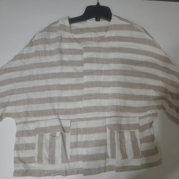 Goodnight Macaroon Women's Button Up Striped - Size Small - Picture 3 of 6